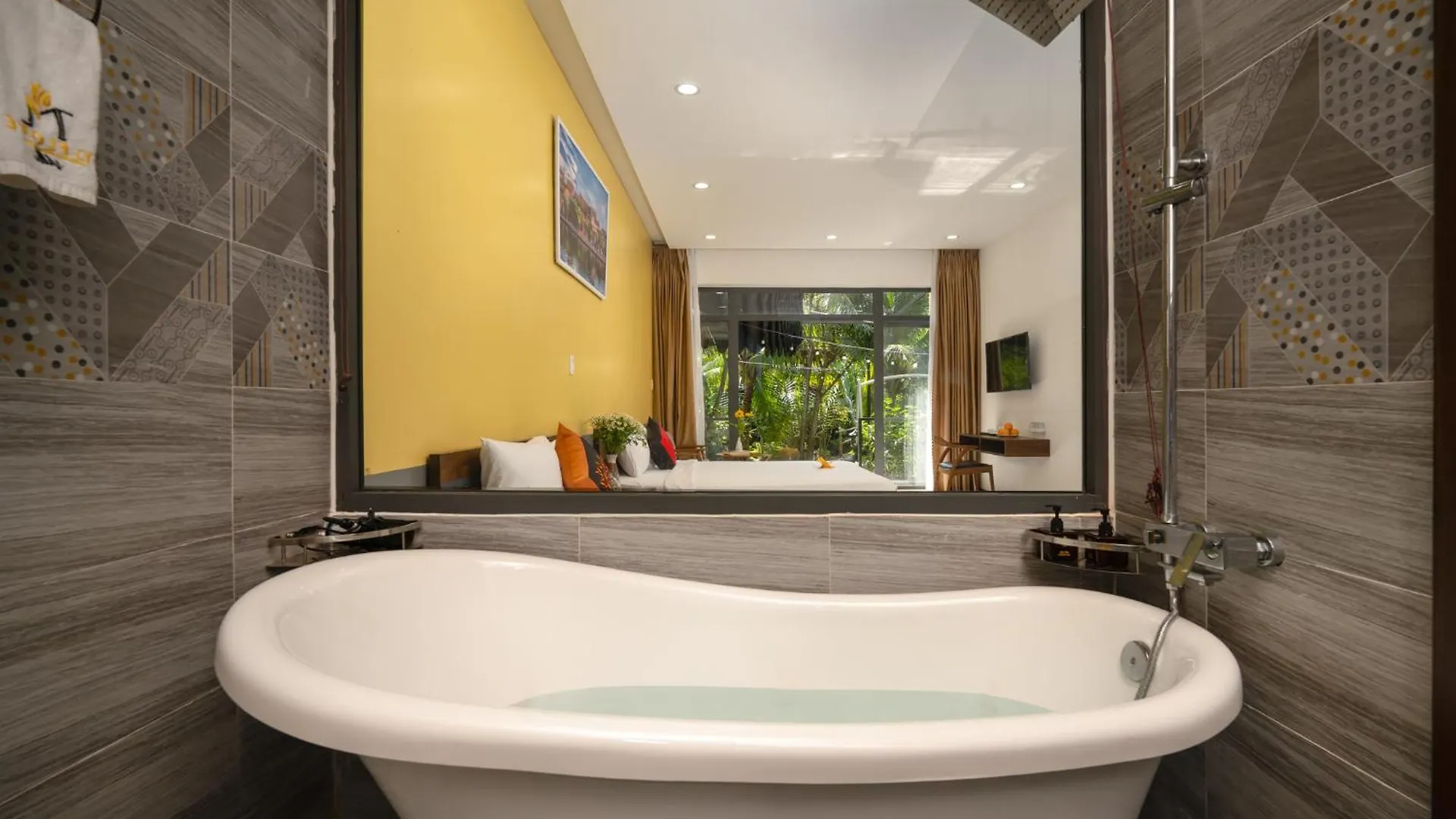 Hotel Lancelynk Retreat Hoi An 4*,  Vietnam