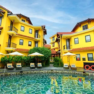 Lotus Boutique Y Hoi An